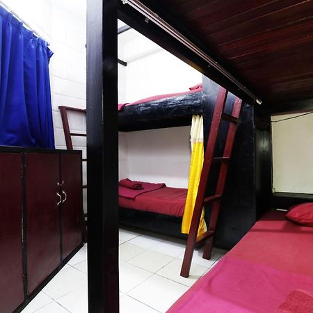 Neo Moritz Homestay Бандунг Екстериор снимка