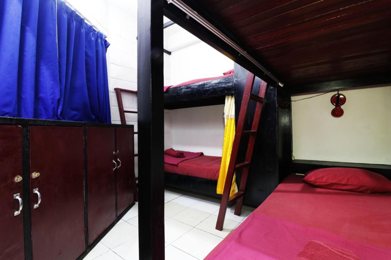 Neo Moritz Homestay Бандунг Екстериор снимка
