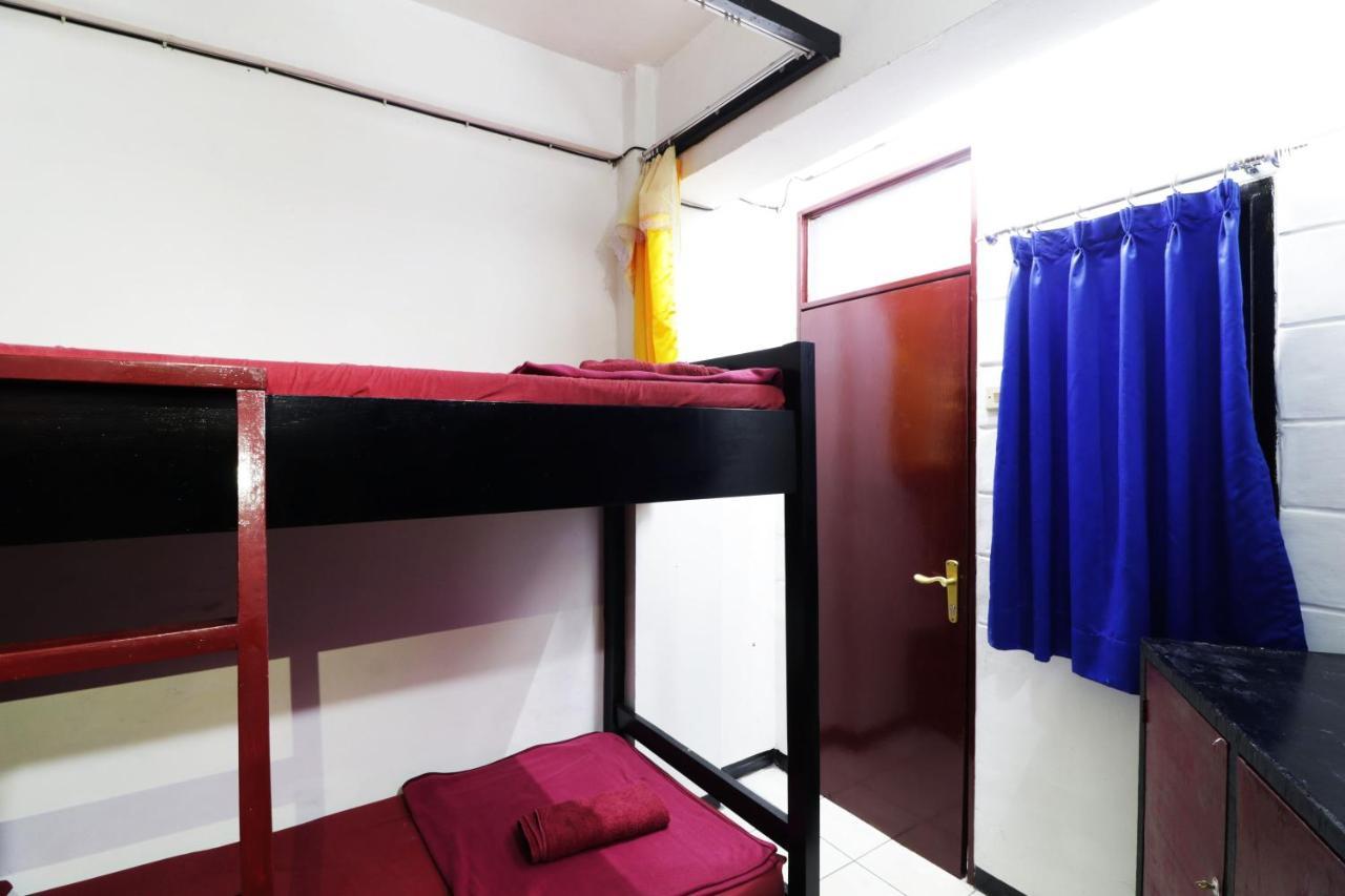 Neo Moritz Homestay Бандунг Екстериор снимка