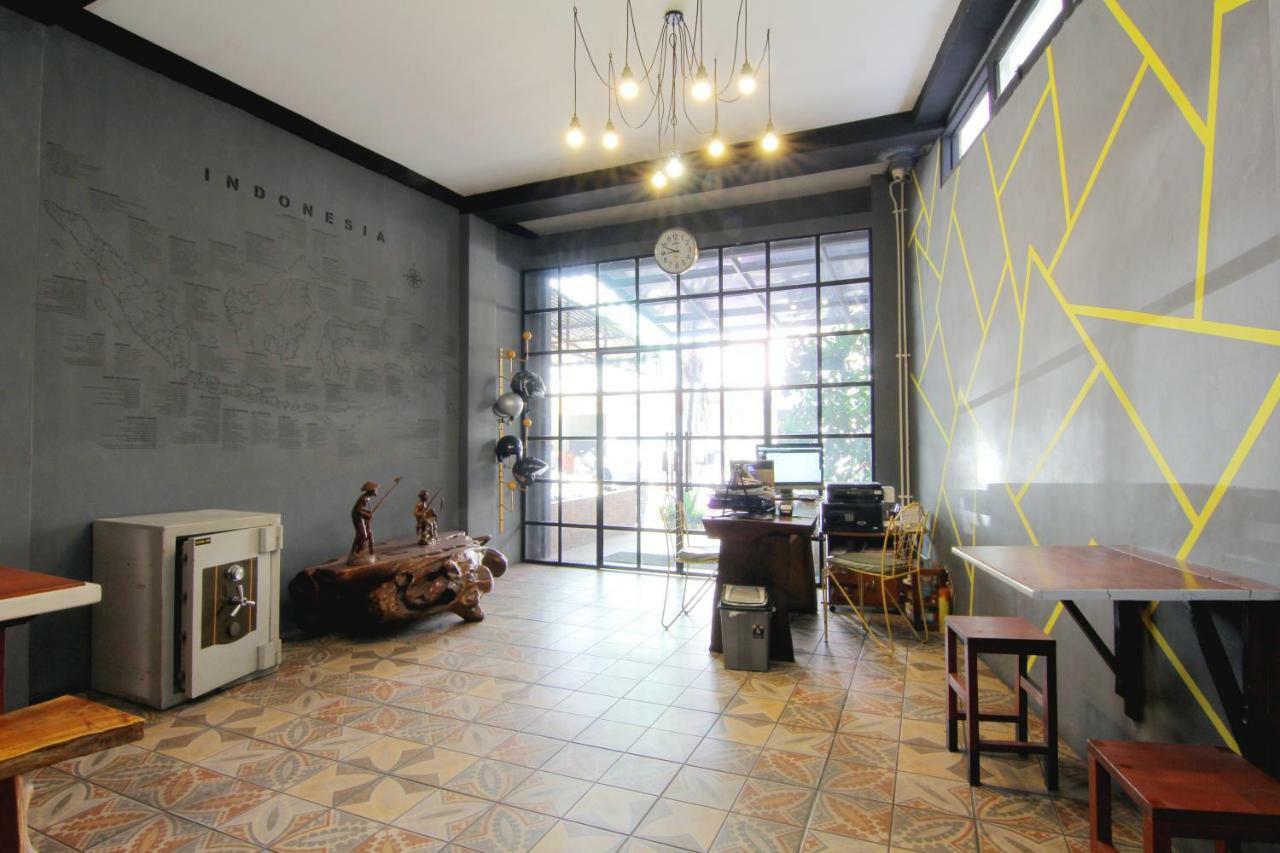Neo Moritz Homestay Бандунг Екстериор снимка